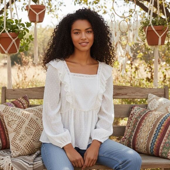 No Brand Tops - Savannah Jane White Swiss Dot Ruffle Boho Peasant Top Size M